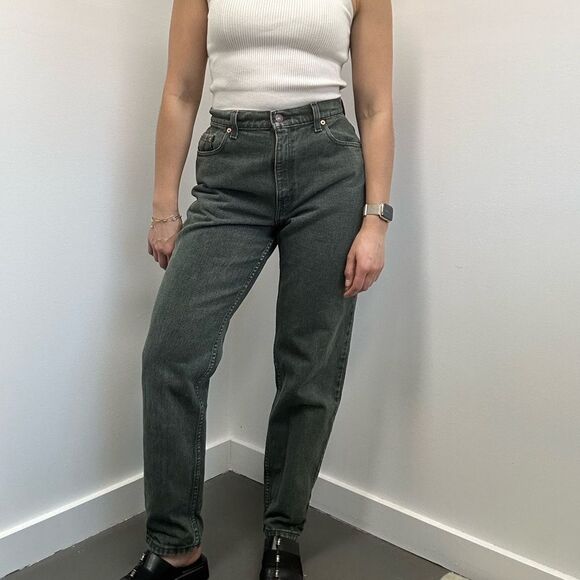 Levi's 90's Dark Green Denim High Rise Mom Straight leg Jeans Size 28 - Picture 1 of 8